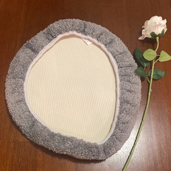 Mainstays grey toilet seat cover NWOT - Picture 2 of 9